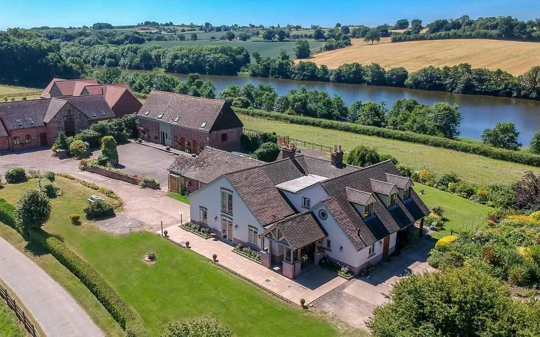The Dinney B&B-1