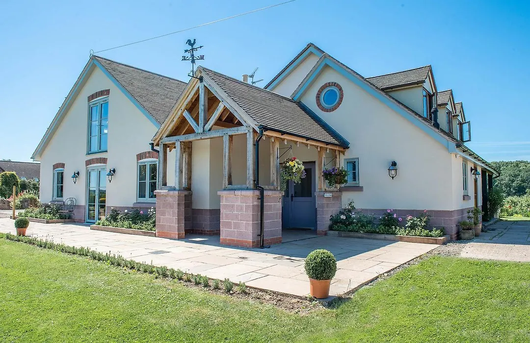 The Dinney B&B-1